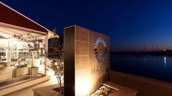 Marina Hotel